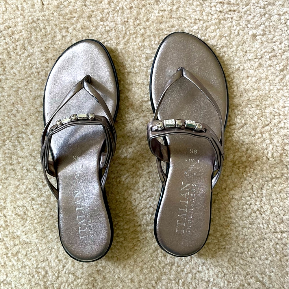 Italian Shoemaker 9.5 Metallic Embellished Sandals